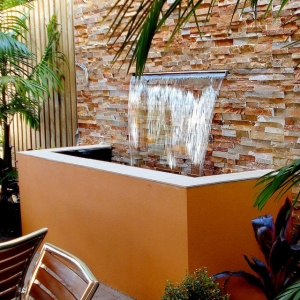 Sheer Descent Beerwah Hotel