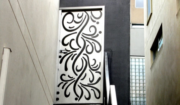 Aluminium Decorative Door