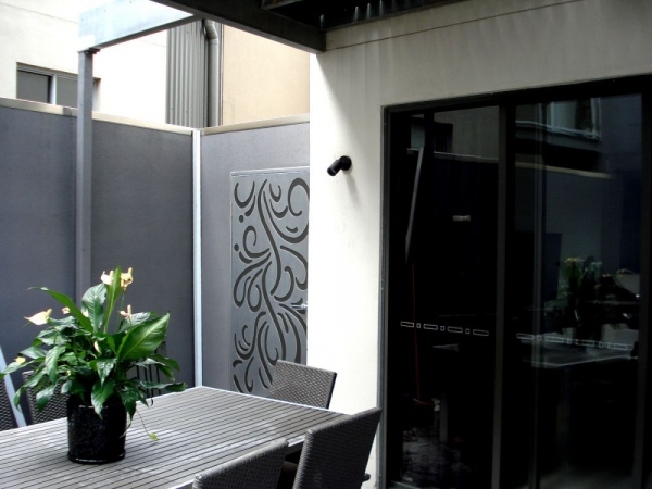 Aluminium Decorative Door